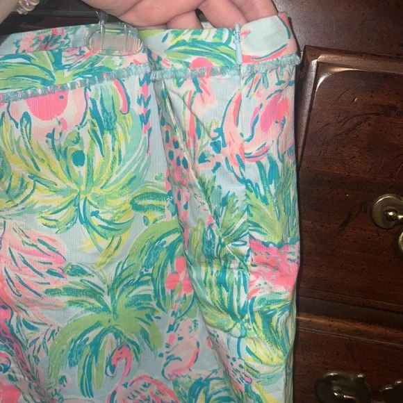 New with tags Lilly Pulitzer size 16 4” Adie Short Seasalt Blue On Parade Print - Picture 5 of 14
